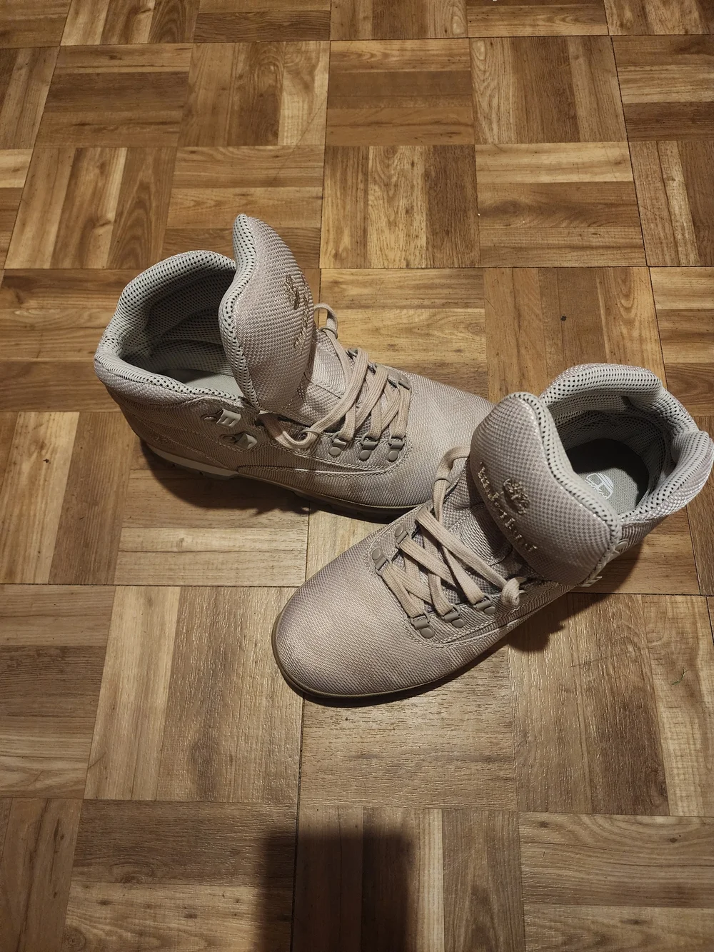 Timberland Men’s Light Beige Outdoor Lace-Up Boots